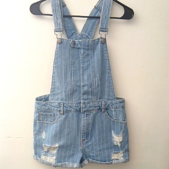 Denim Distressed Overalls FOREVER 21 - Picture 1 of 7